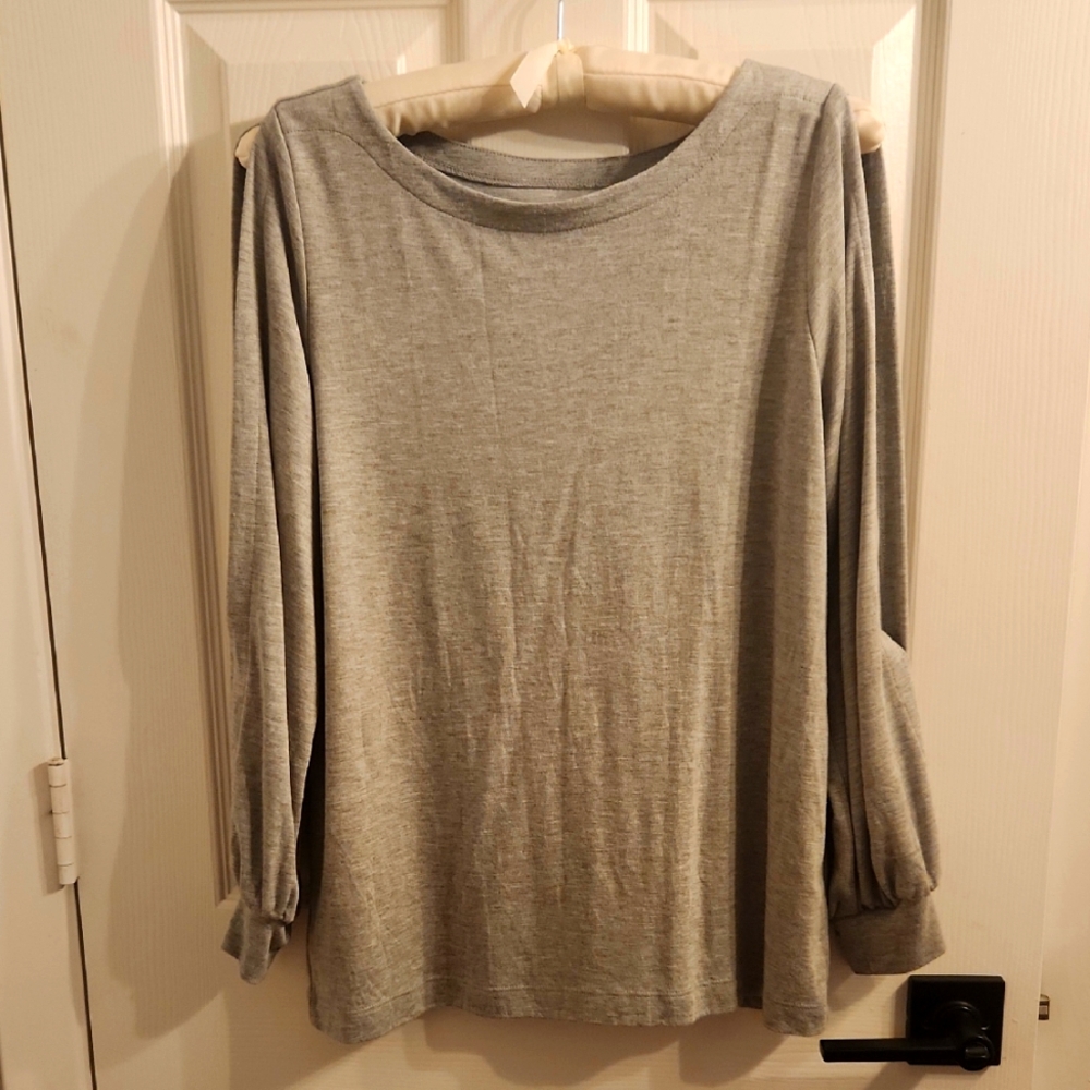 LOFT Heather Gray Long Sleeve Cold Shoulder Blouse